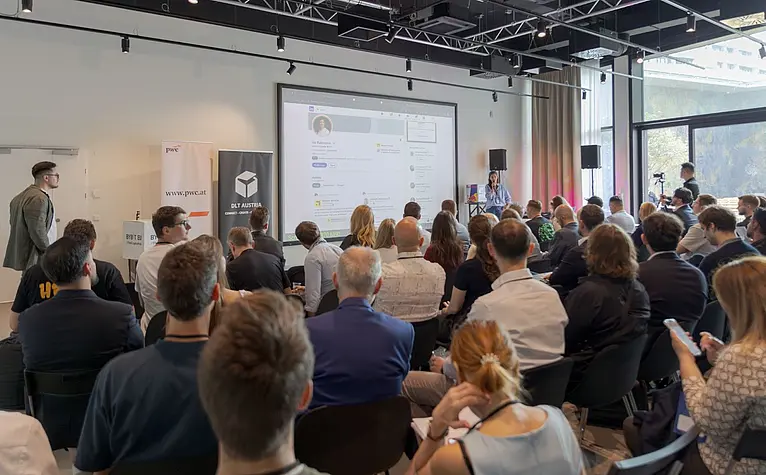 Bei der Blockchain Week 2025 diskutieren mehr als 300 Gäste aus 35 Ländern in Wien die Zukunft von Blockchain, DeFi und Tokenisierung.