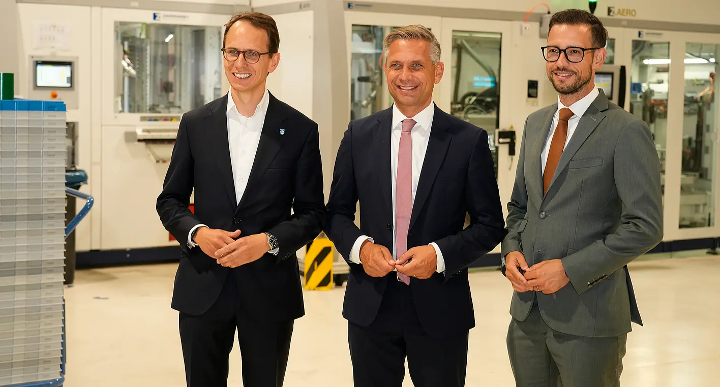 Visita del ministro federale Hattmannsdorfer alla Philips di Klagenfurt