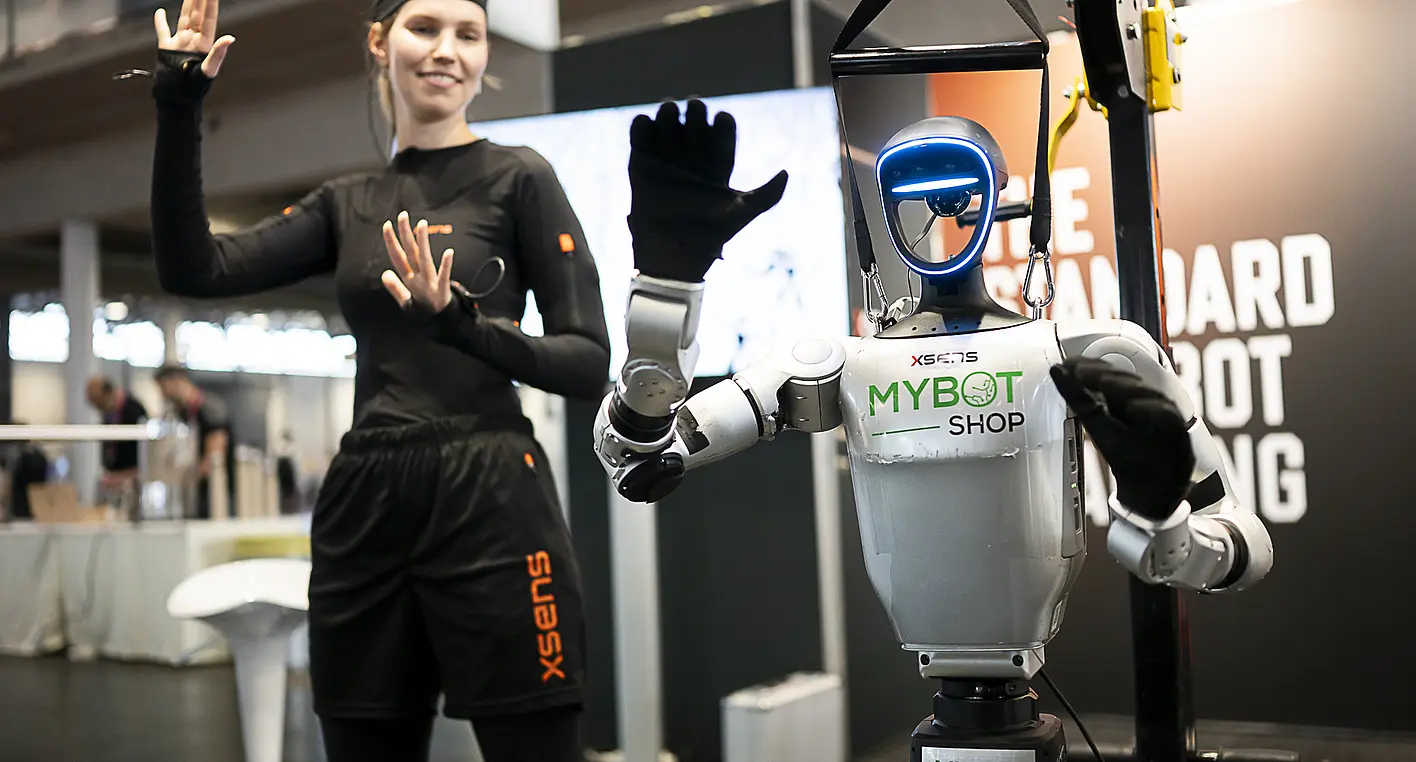 The humanoid robot developed by the Dutch company Xsens can perform pantomime.