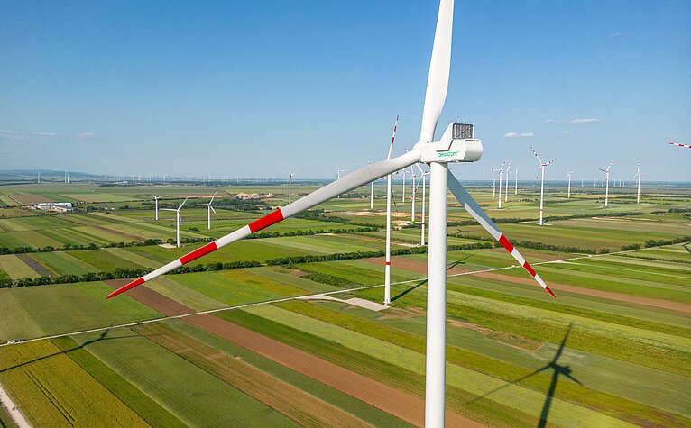 Windmills capture