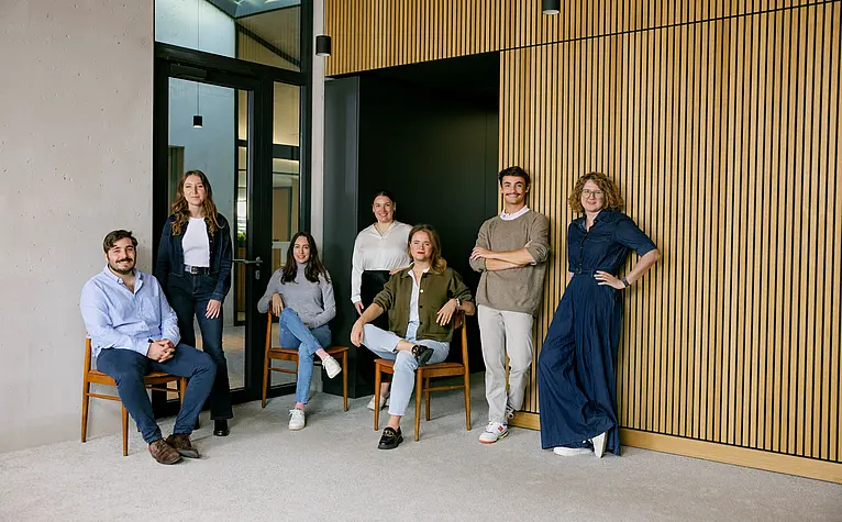 Das siebenköpfige Team von Fund F: Der Fonds investiert in Gründerteams mit mindestens einer Frau.  